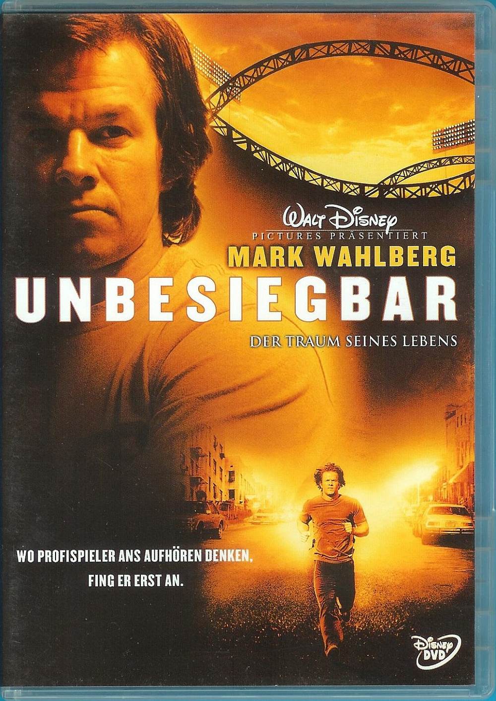 Unbesiegbar - Der Traum seines Lebens / Invincible Unbesiegbar - Der Traum seines Lebens / Invincible